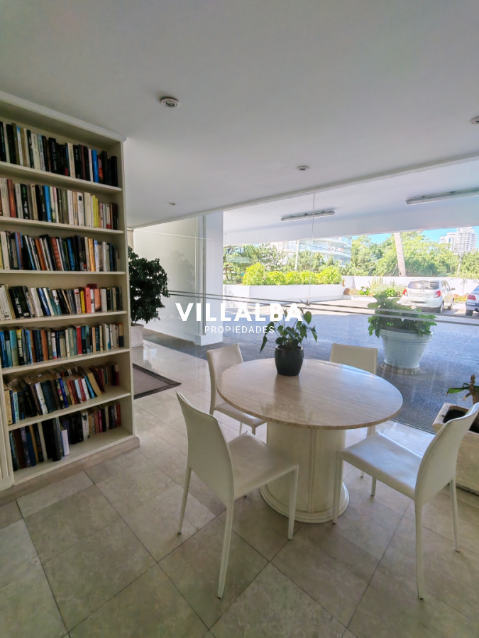 Apartamento ID.4290 - Oportunidad vista bosque increible departamento 2 dorm. 