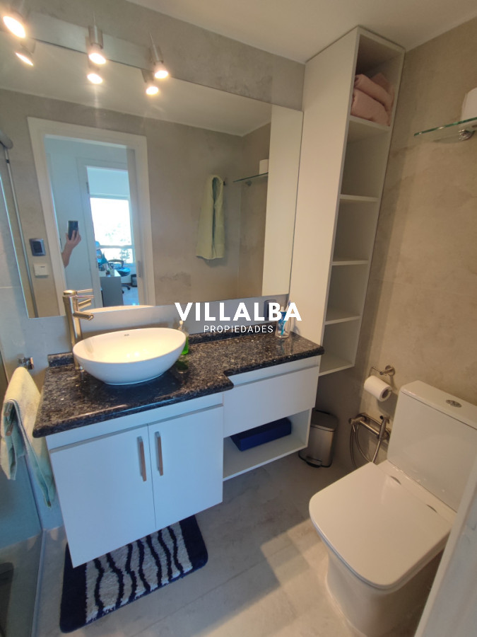 Apartamento ID.3884 - Playa Mansa. Frente al mar. 