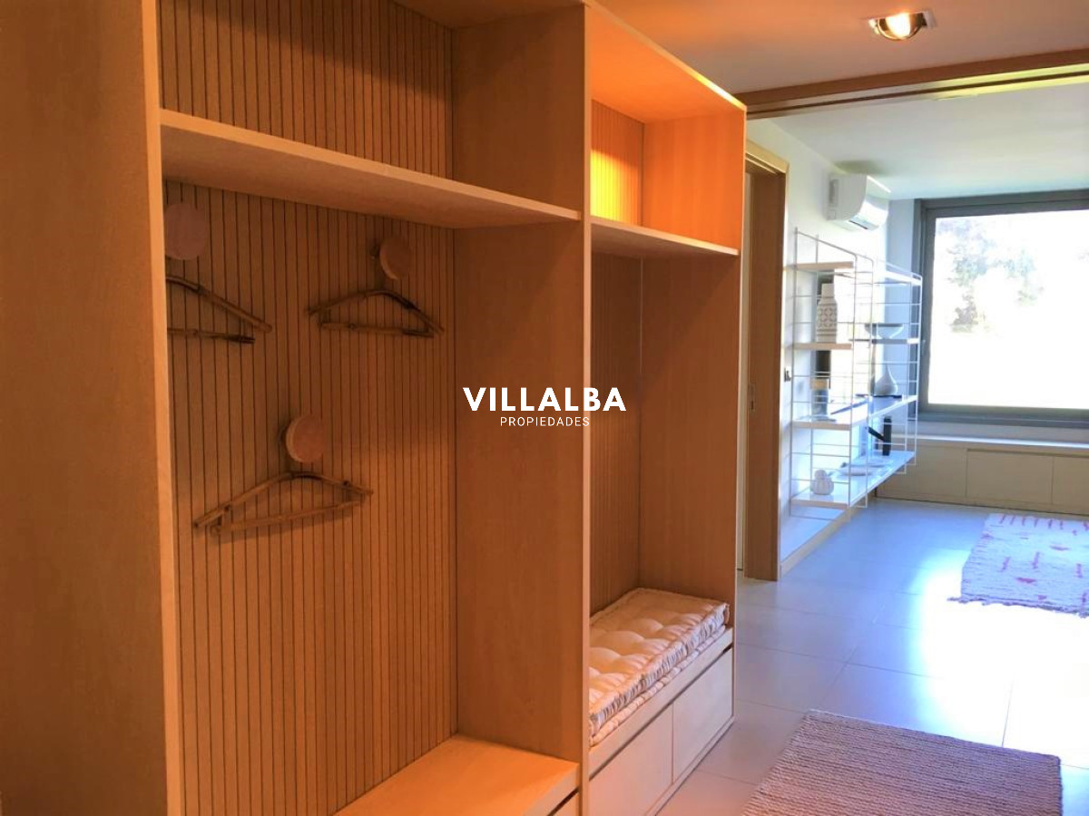 Apartamento ID.556 - Excepcional planta baja con piscina propia.