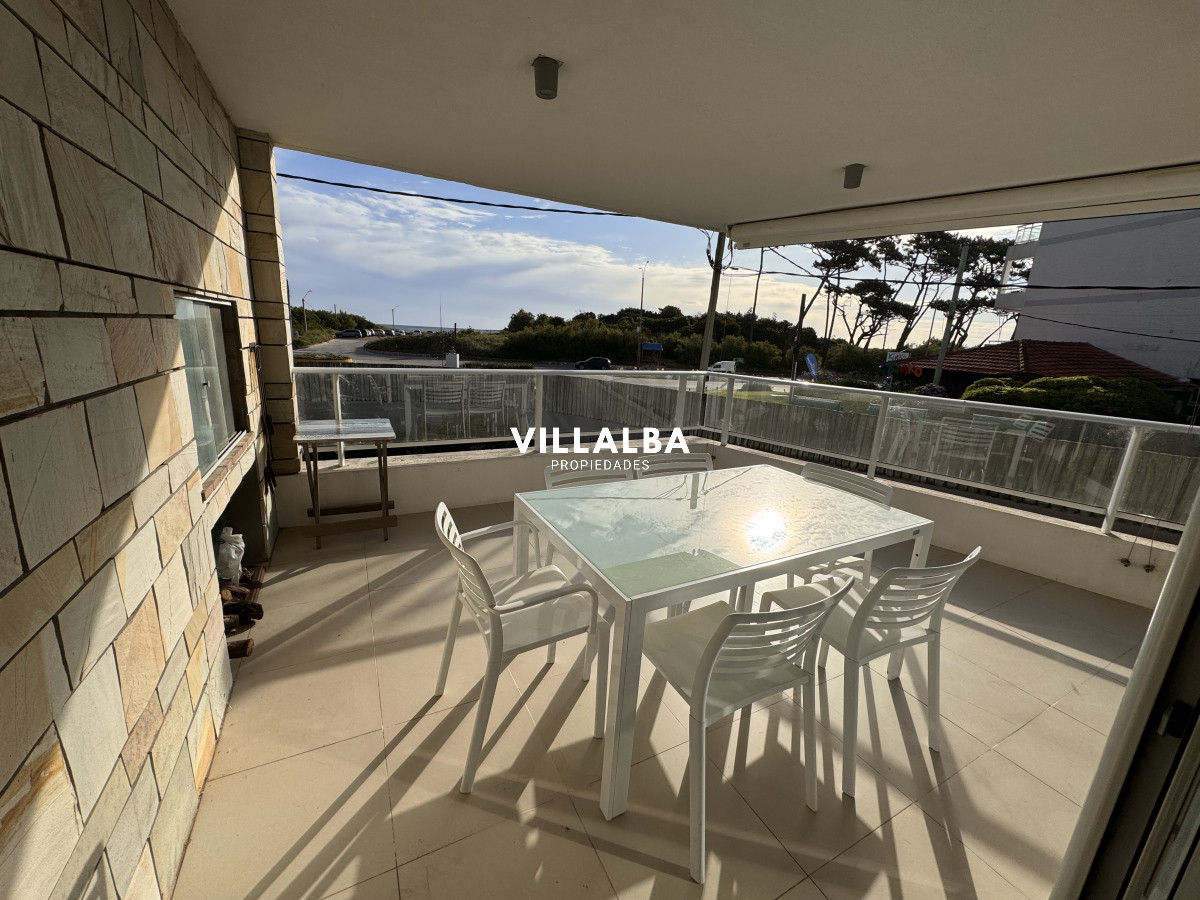 Apartamento ID.3347 - Alquiler anual, mansa - Punta del Este.
