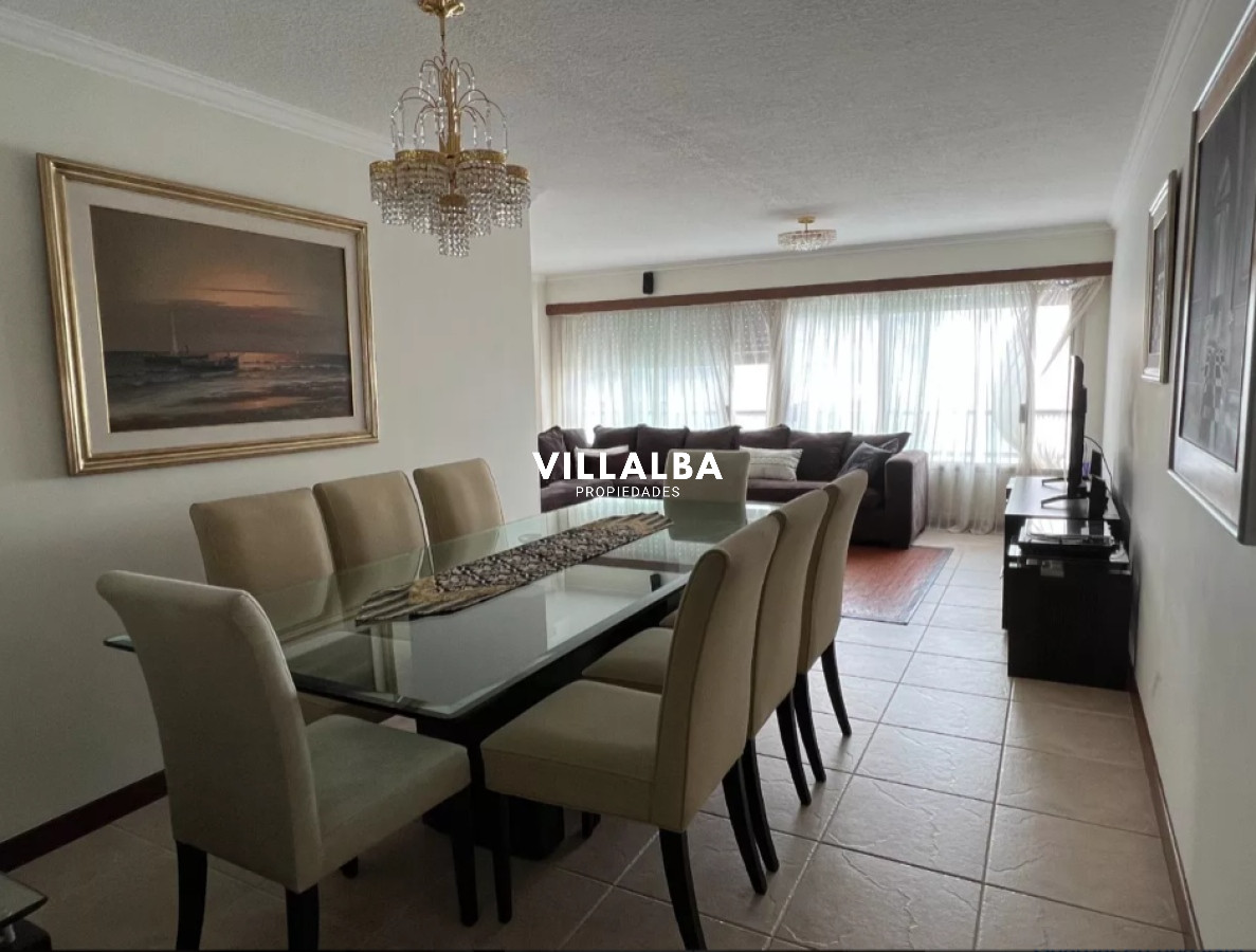 Apartamento ID.3192 - Excelente apartamento de 3 Dormitorios frente al mar, Playa Mansa 