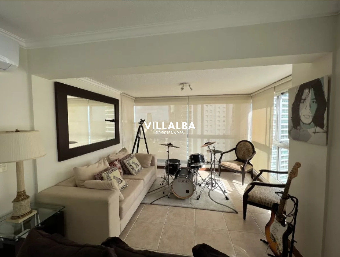 Apartamento ID.3192 - Excelente apartamento de 3 Dormitorios frente al mar, Playa Mansa 