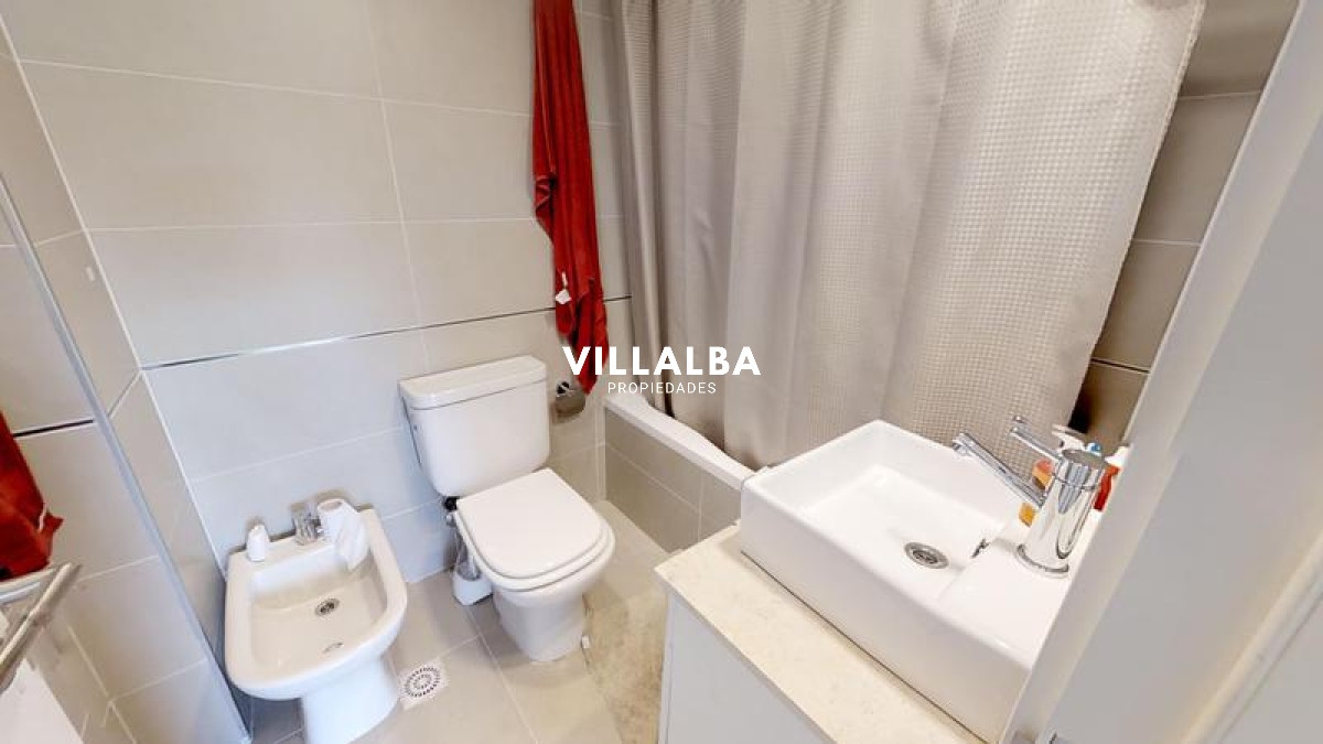 Apartamento ID.41 - Oportunidad Playa Mansa 3 dormitorios.