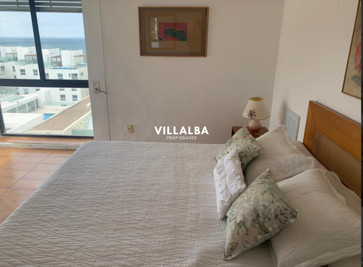 Apartamento ID.3618 - 3 suites + dependencia, 2 garajes. Vista espectacular