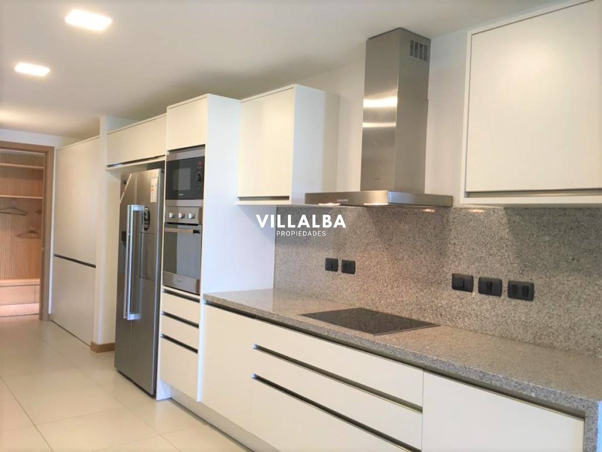 Apartamento ID.556 - Excepcional planta baja con piscina propia.