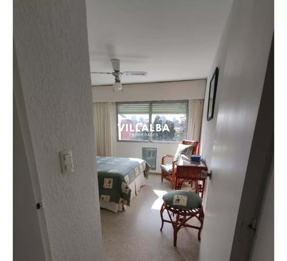 Apartamento ID.3361 - Playa Mansa. Frente al mar. 