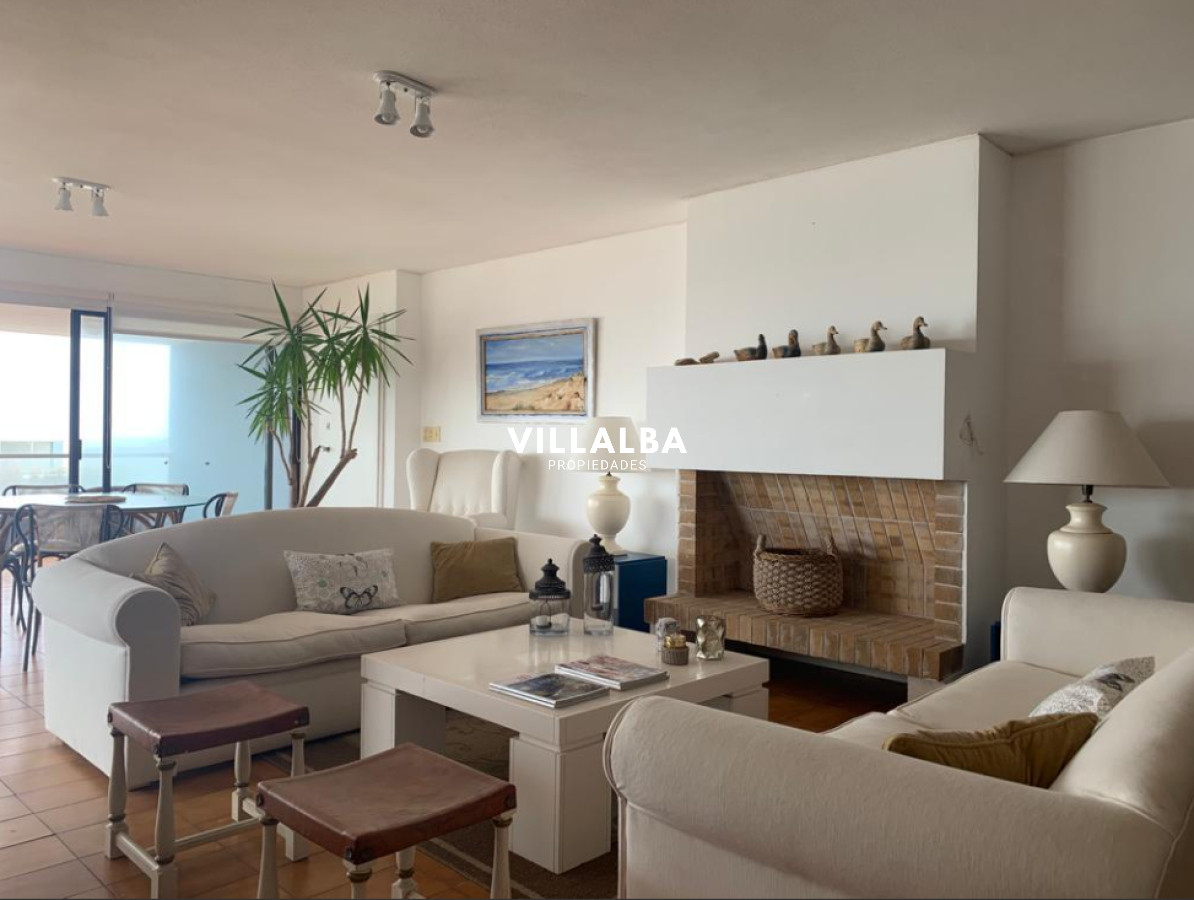 Apartamento ID.3618 - 3 suites + dependencia, 2 garajes. Vista espectacular
