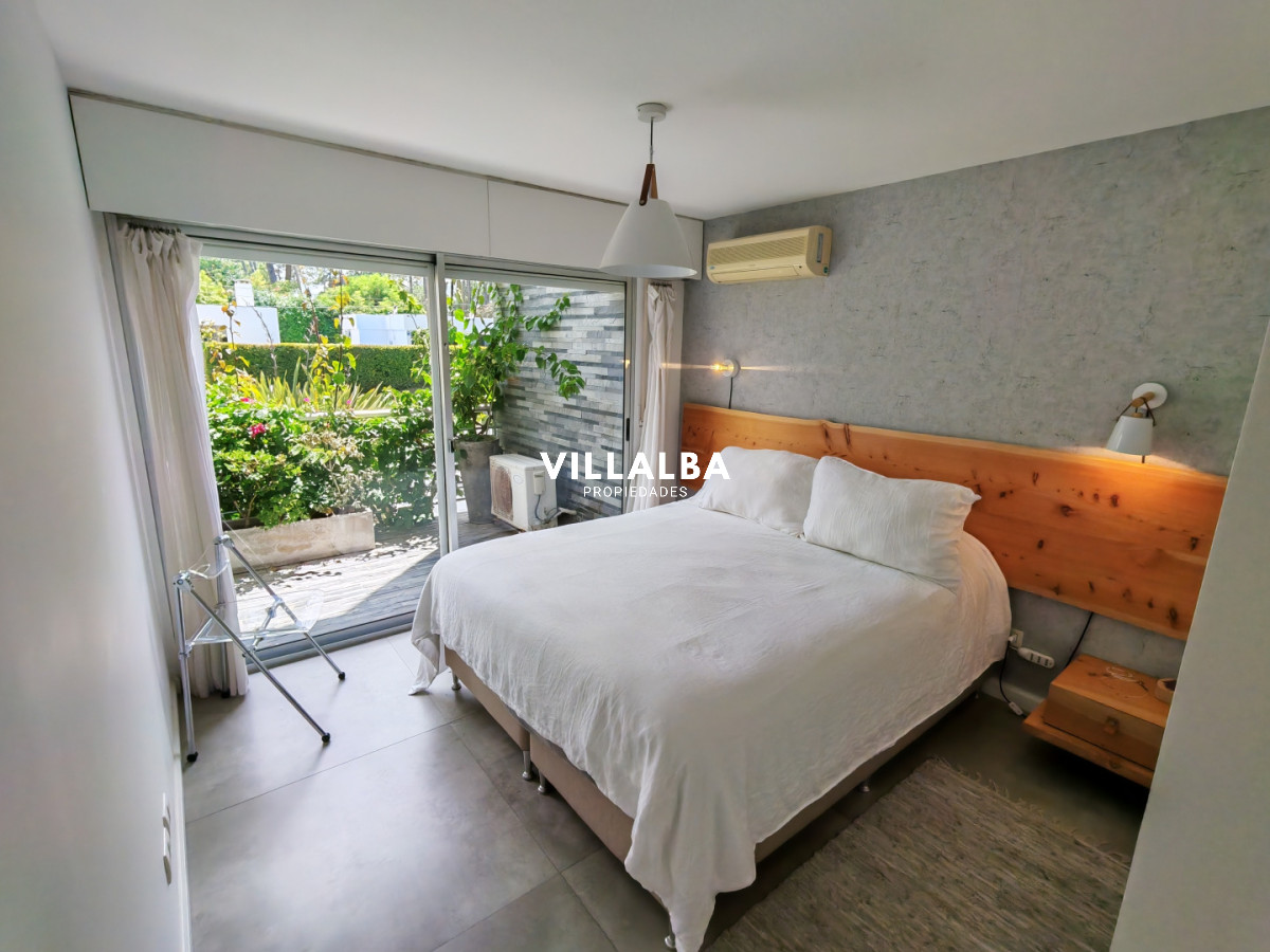 Apartamento ID.47 - Departamento de 3 dorm. playa mansa con Barbacoa propia.