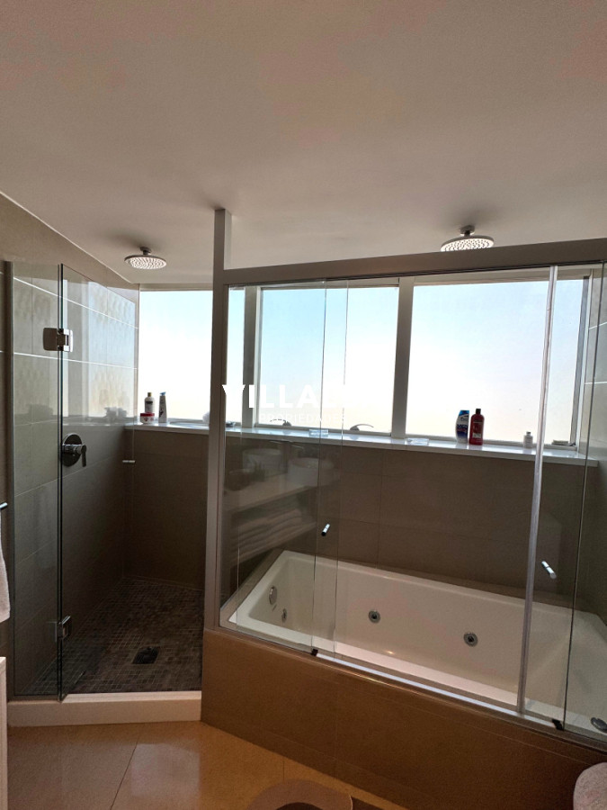 Apartamento ID.4469 - Alexander Collection 3 dormitorios mas dependencia en venta