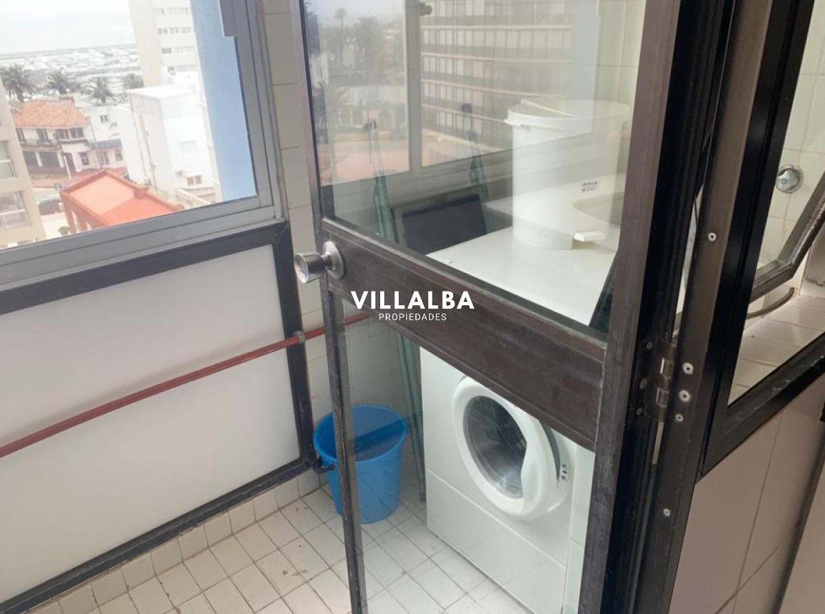 Apartamento ID.3618 - 3 suites + dependencia, 2 garajes. Vista espectacular