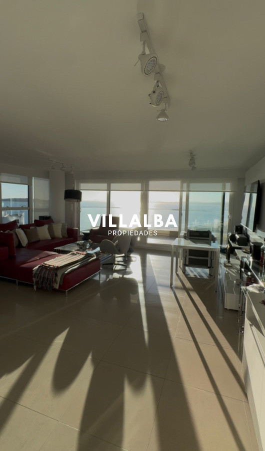 Apartamento ID.4469 - Alexander Collection 3 dormitorios mas dependencia en venta
