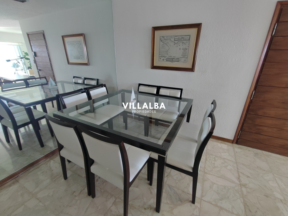 Apartamento ID.3884 - Playa Mansa. Frente al mar. 