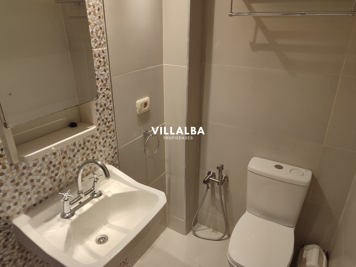 Apartamento ID.2878 - Playa Mansa. Frente al mar. 
