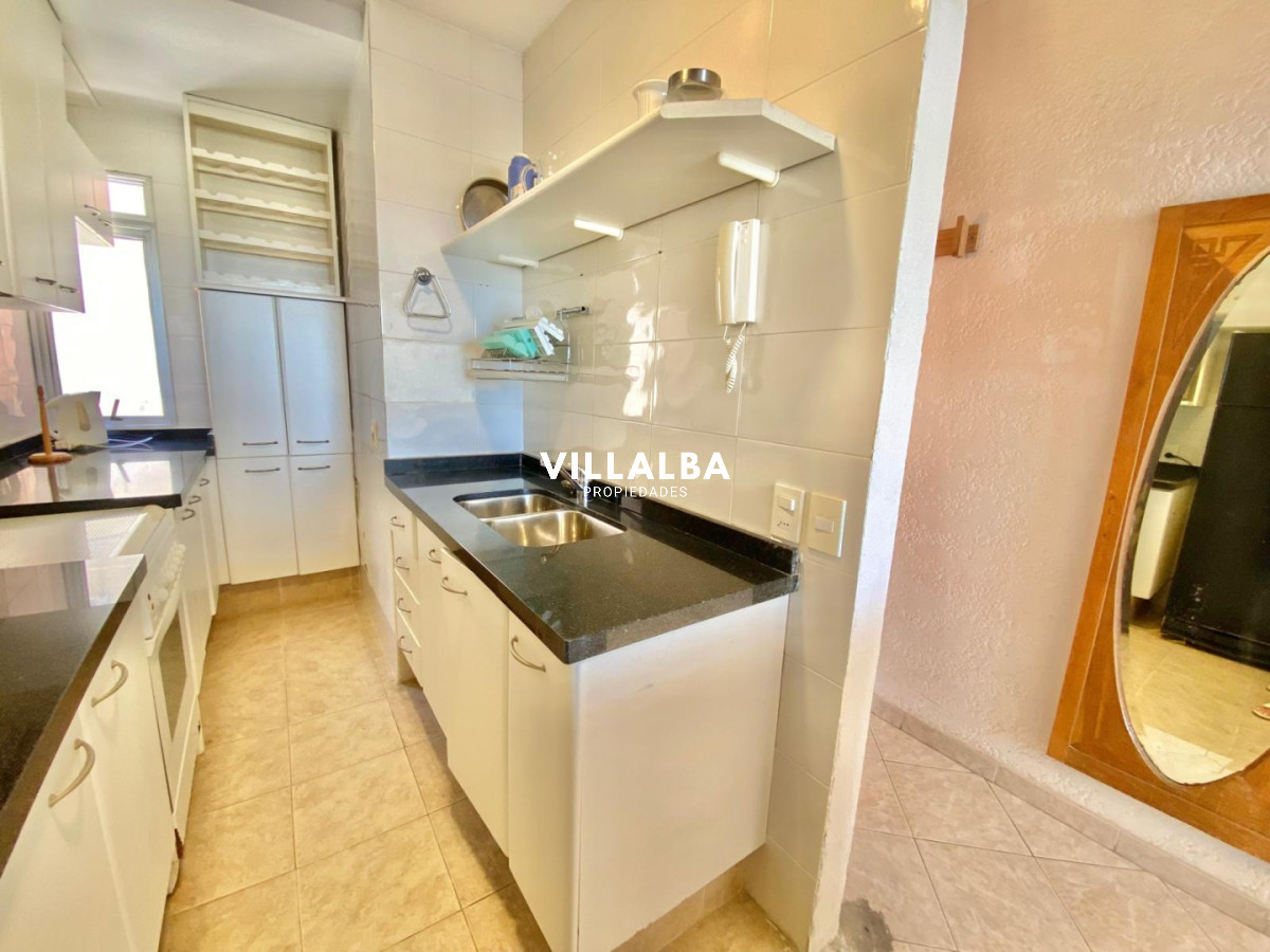Apartamento ID.4124 - Primera linea brava 