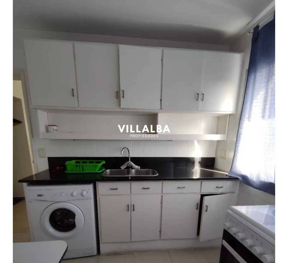 Apartamento ID.3361 - Playa Mansa. Frente al mar. 