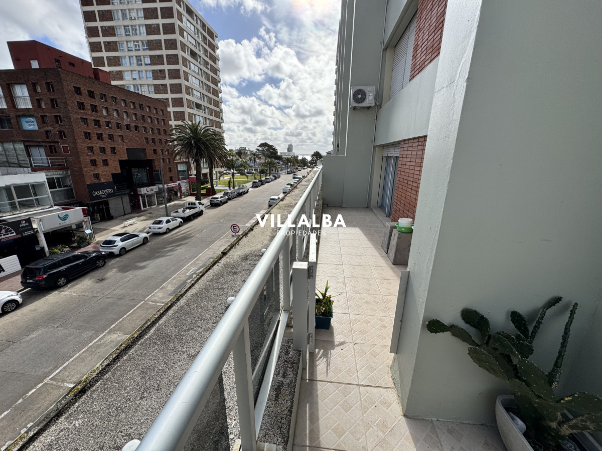 Apartamento ID.3761 - Alquiler de temporada - Apartamento 3 dormitorios en Península, Punta del Este