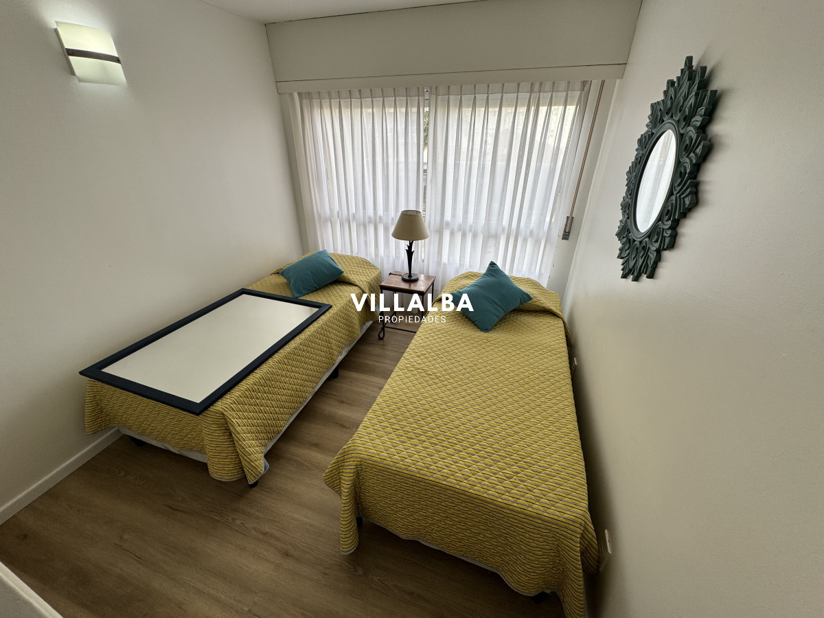 Apartamento ID.3761 - Alquiler de temporada - Apartamento 3 dormitorios en Península, Punta del Este