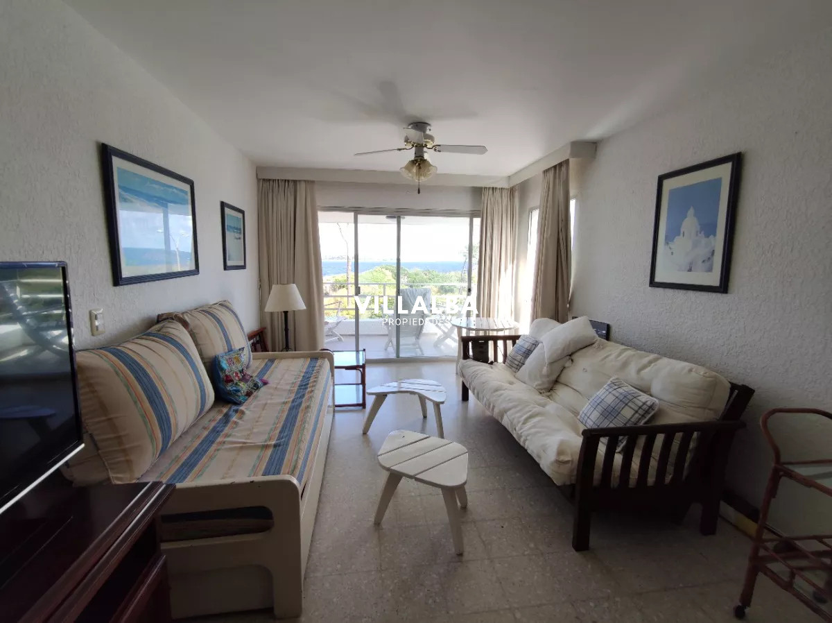 Apartamento ID.3361 - Playa Mansa. Frente al mar. 