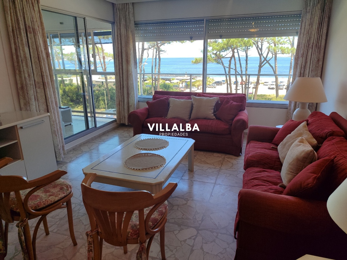 Apartamento ID.2878 - Playa Mansa. Frente al mar. 