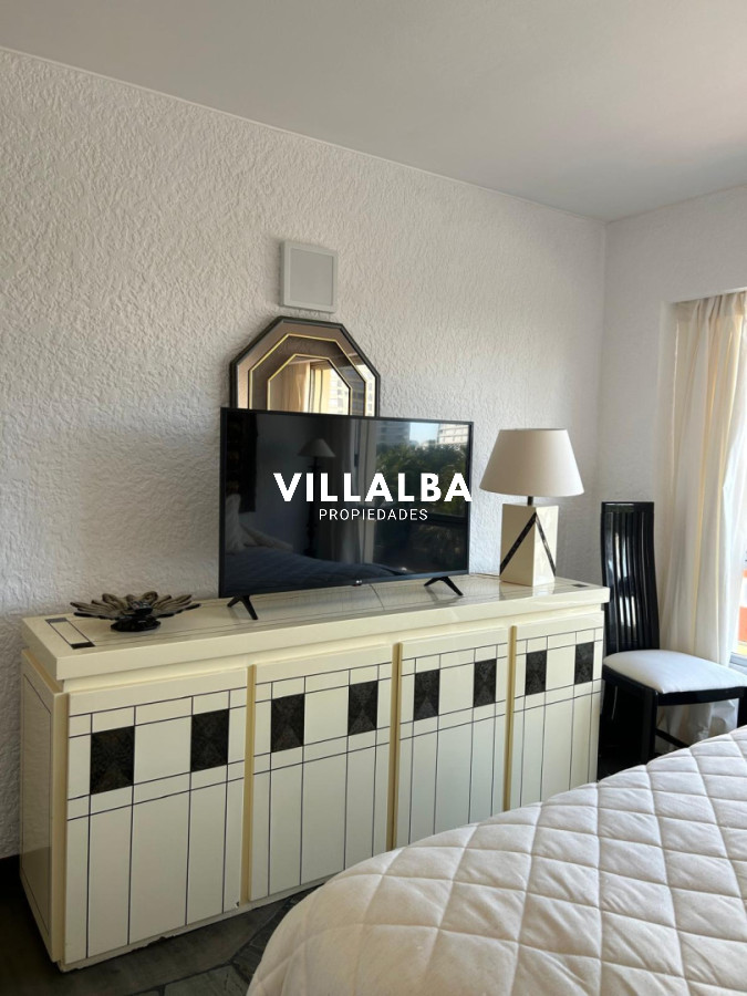 Apartamento ID.4266 - Oportunidad - Alquiler anual 2 dormitorios. 