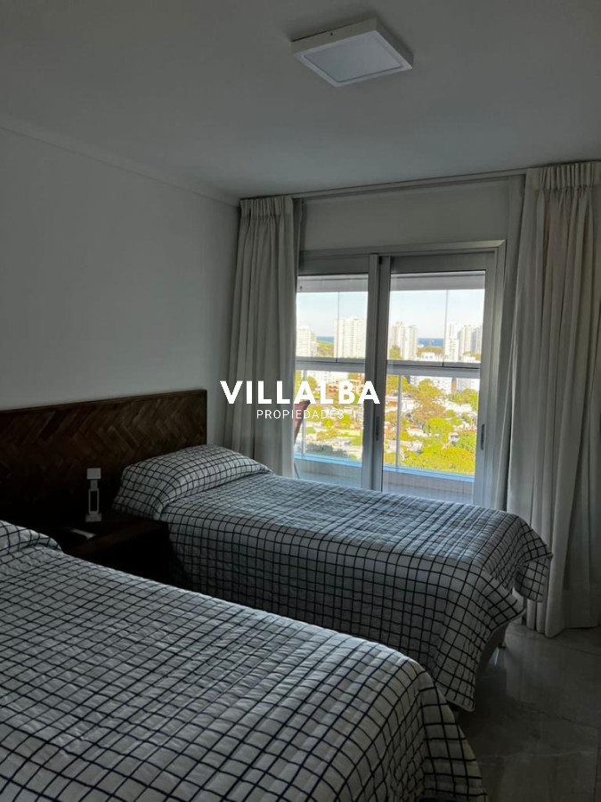 Apartamento ID.4082 - Apartamento 2 dormitorios 2 baños en torre de categoria