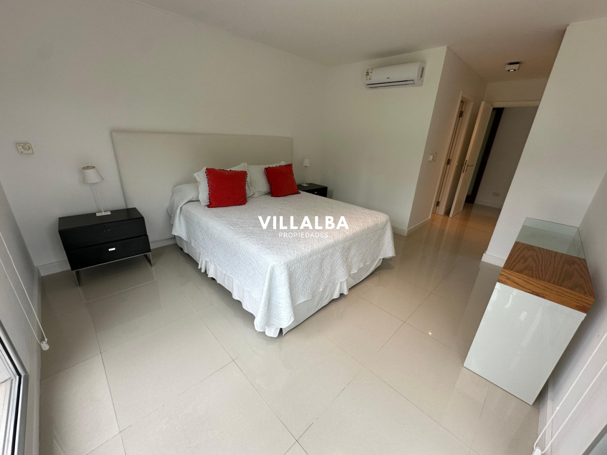 Apartamento ID.3896 - Apartamento en venta - 3 dormitorios en Roncón del Indio 