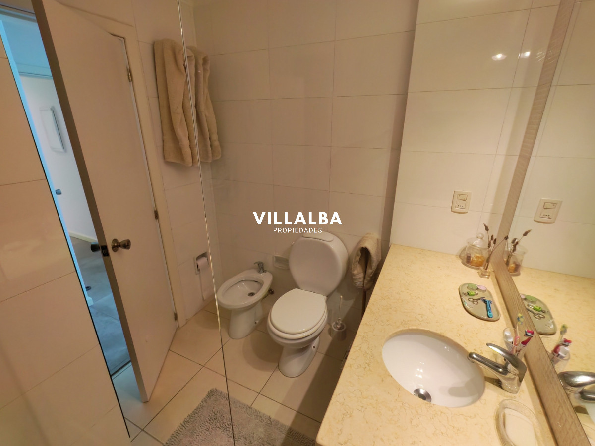 Apartamento ID.47 - Departamento de 3 dorm. playa mansa con Barbacoa propia.