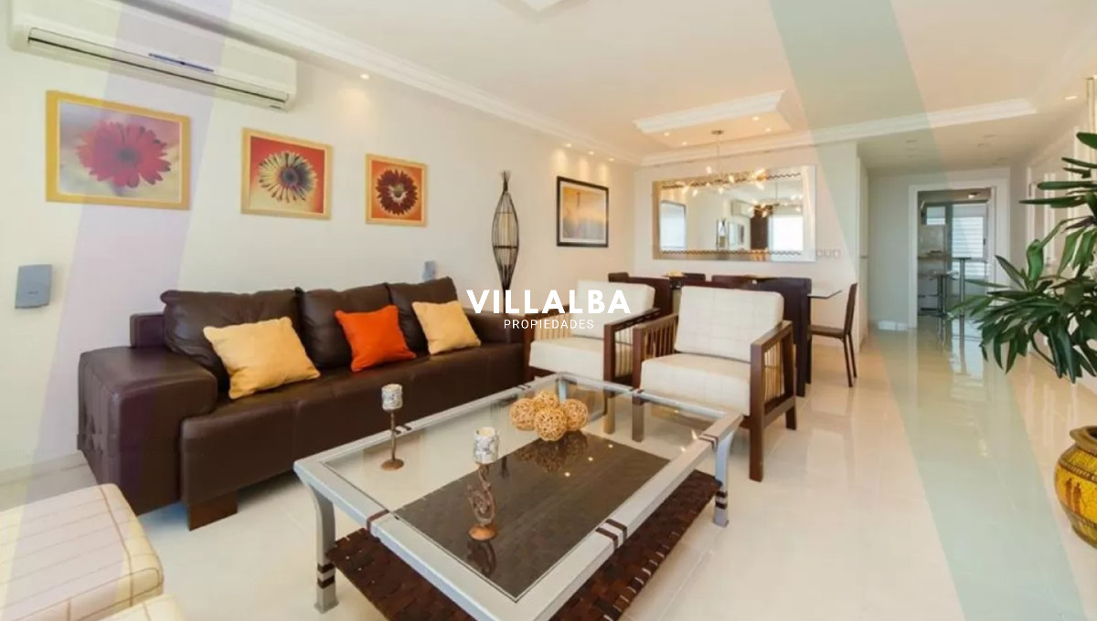 Apartamento ID.1647 - Le Jardin, 3 suites. Amplia planta