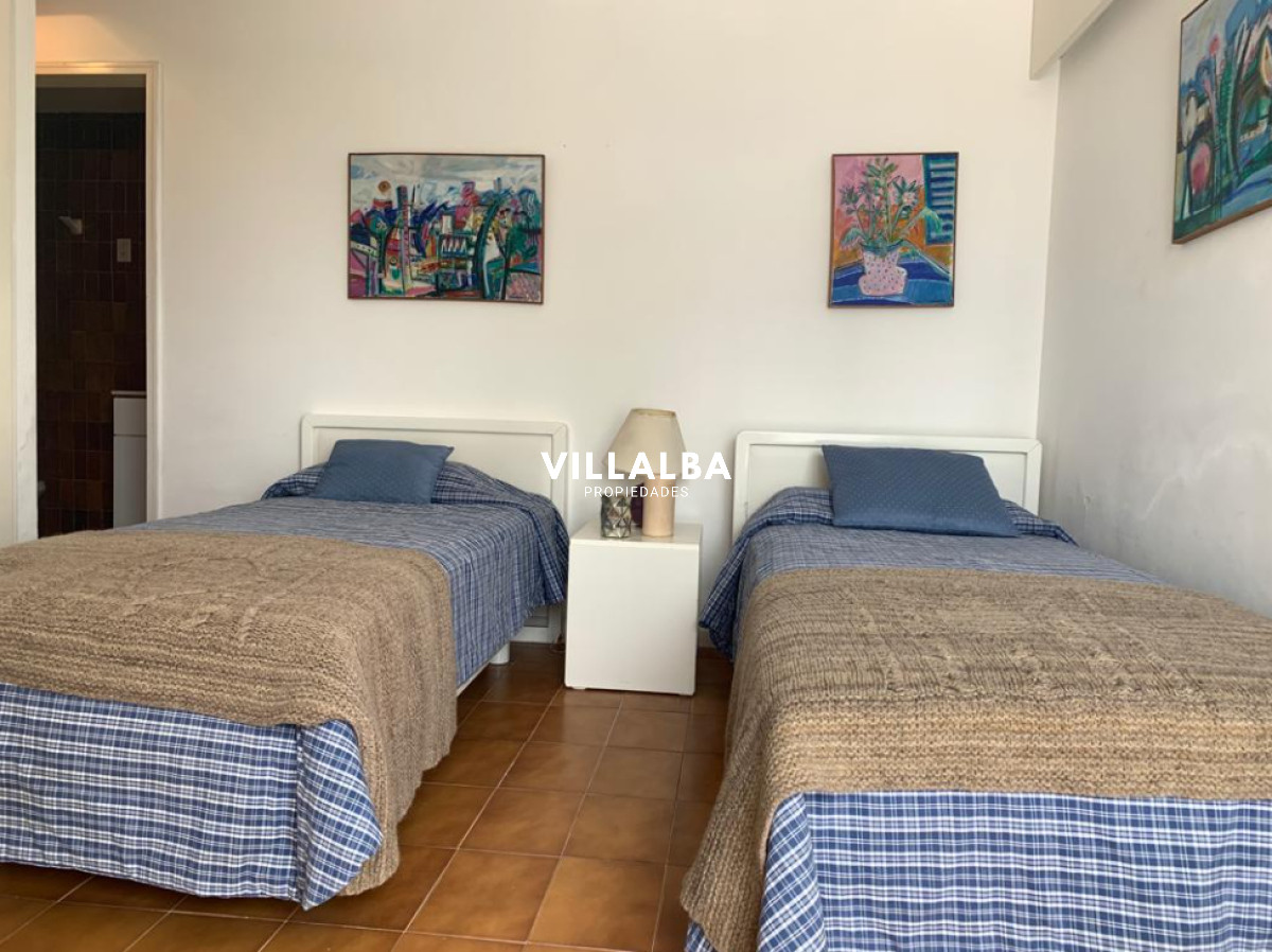 Apartamento ID.3618 - 3 suites + dependencia, 2 garajes. Vista espectacular