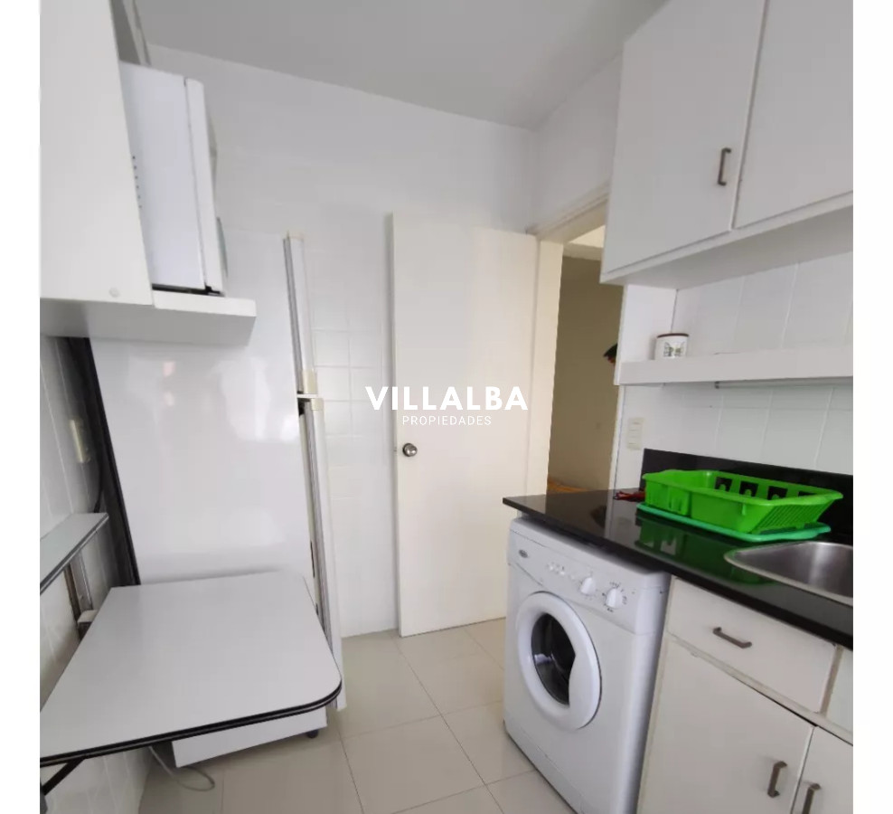 Apartamento ID.3361 - Playa Mansa. Frente al mar. 