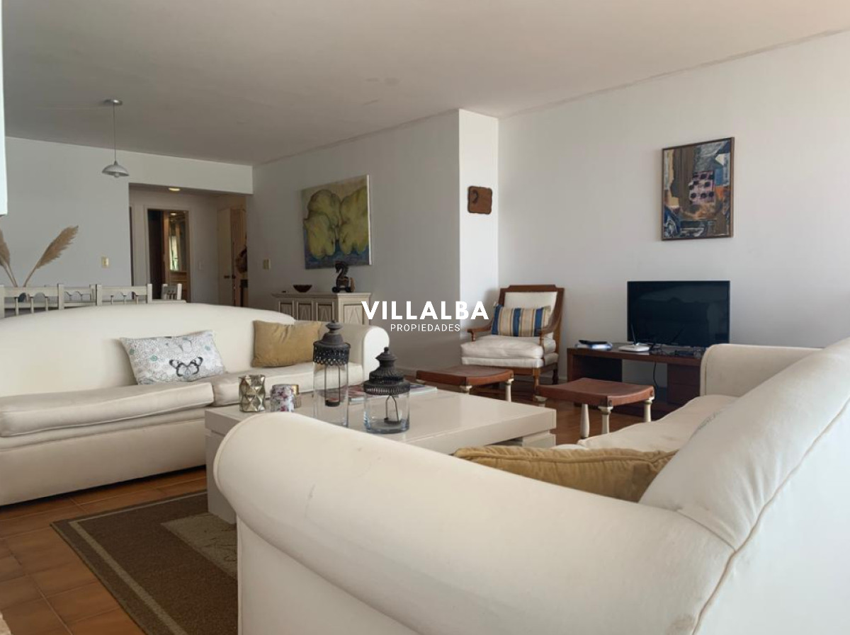 Apartamento ID.3618 - 3 suites + dependencia, 2 garajes. Vista espectacular