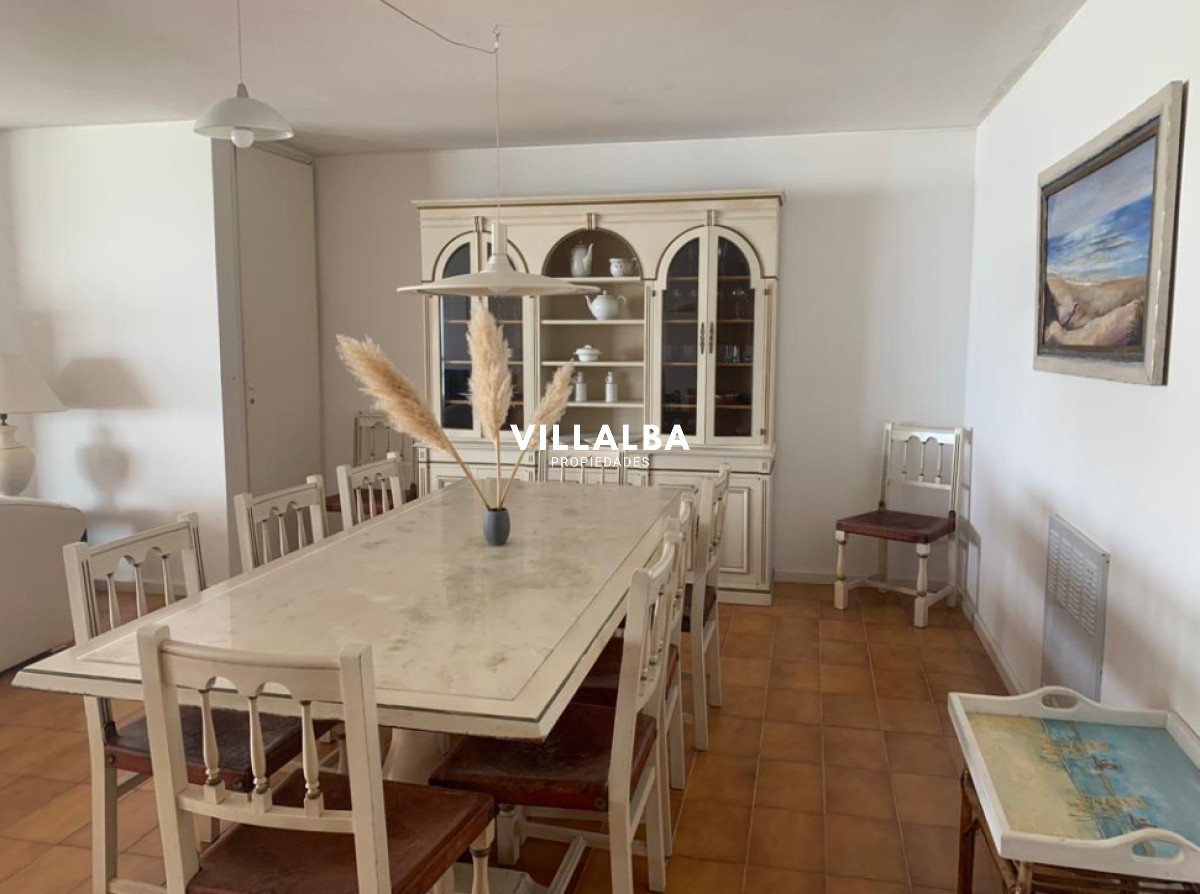 Apartamento ID.3618 - 3 suites + dependencia, 2 garajes. Vista espectacular