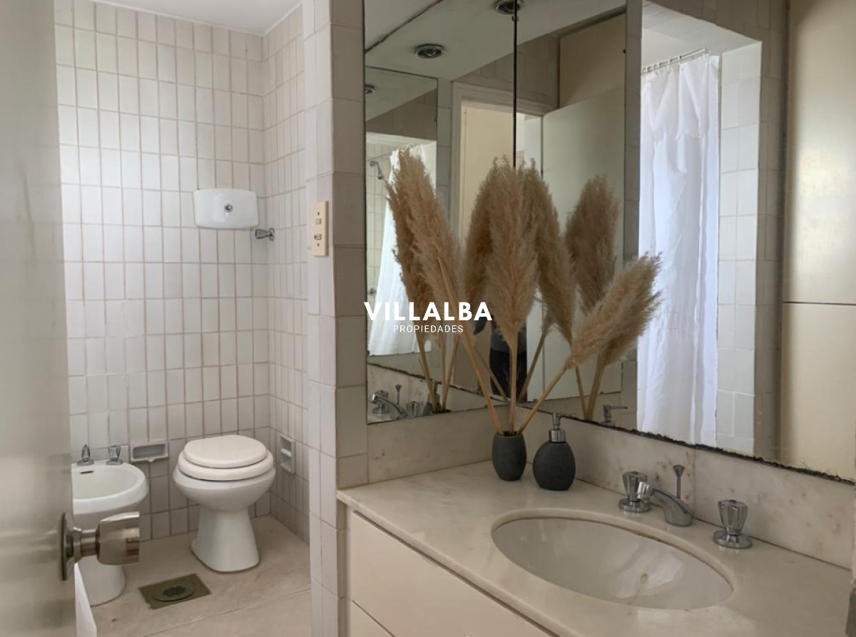 Apartamento ID.3618 - 3 suites + dependencia, 2 garajes. Vista espectacular