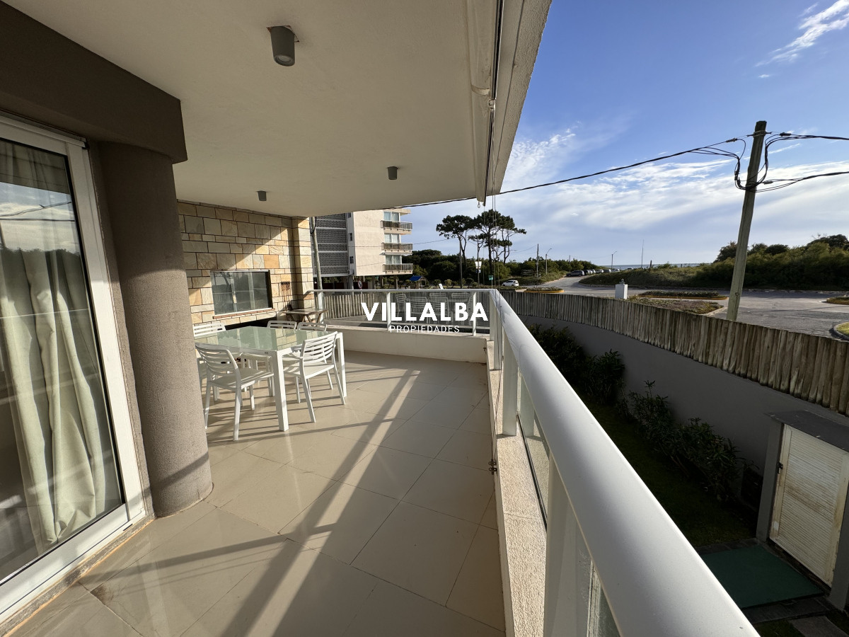 Apartamento ID.3347 - Alquiler anual, mansa - Punta del Este.