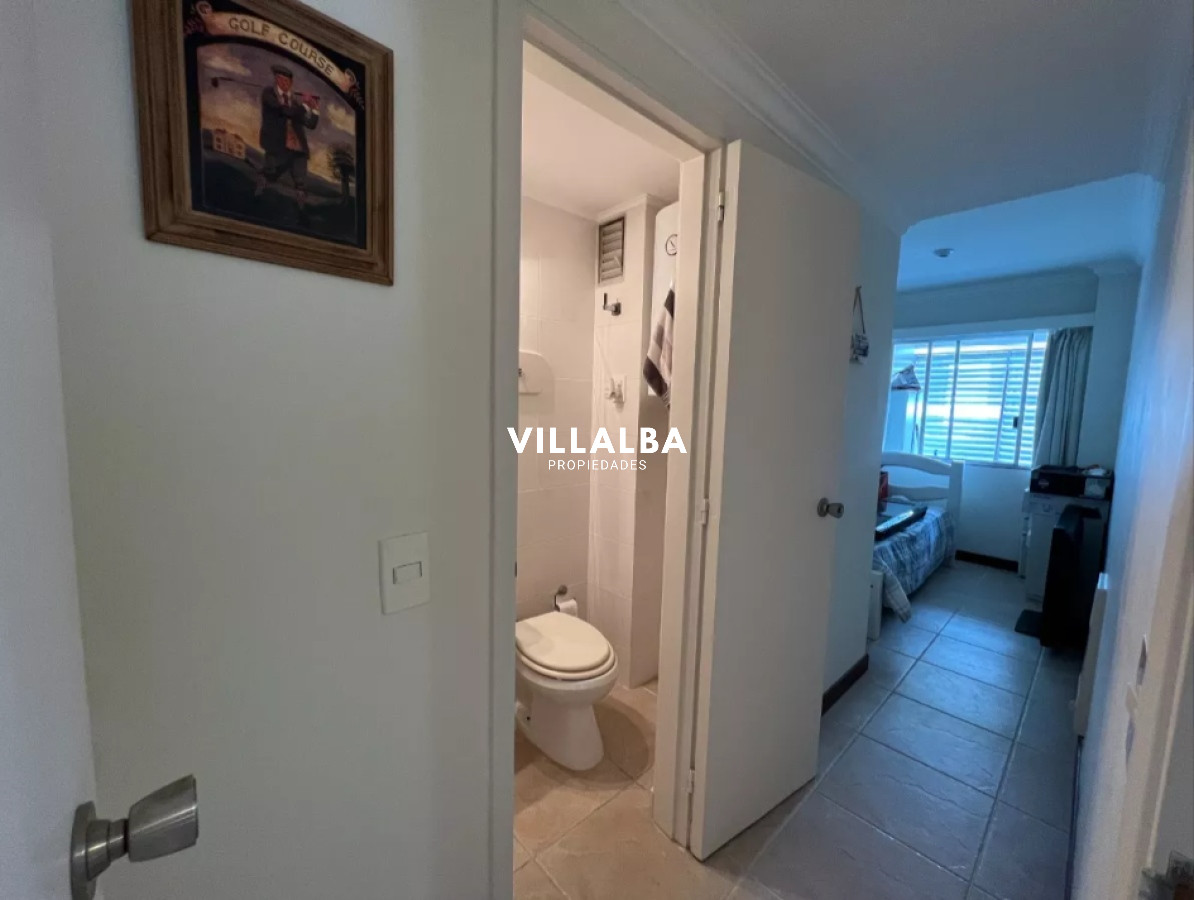 Apartamento ID.3192 - Excelente apartamento de 3 Dormitorios frente al mar, Playa Mansa 