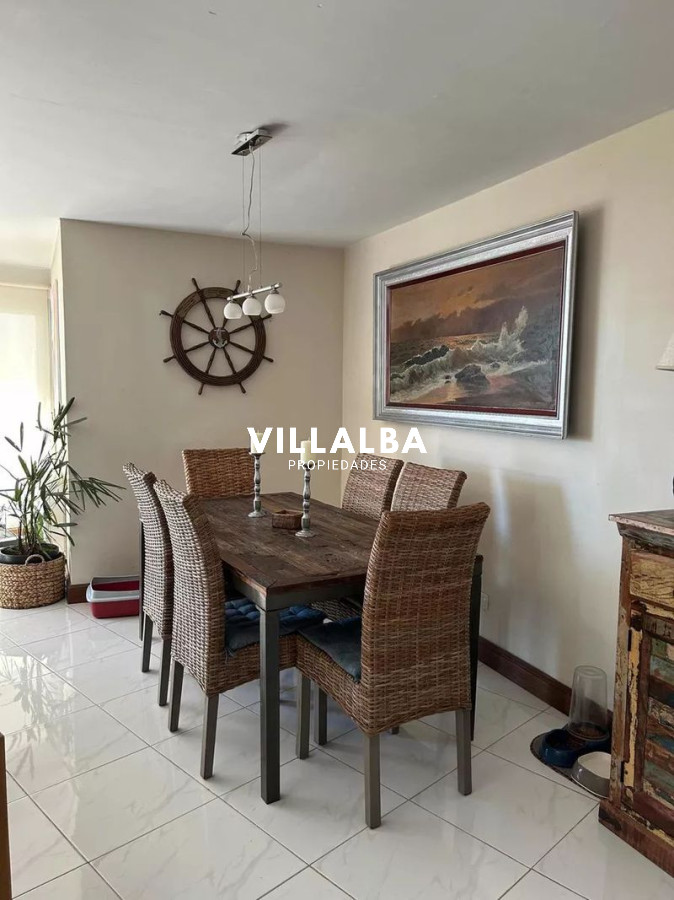 Apartamento ID.3599 - Primera línea. 3 dormitorios, terraza.