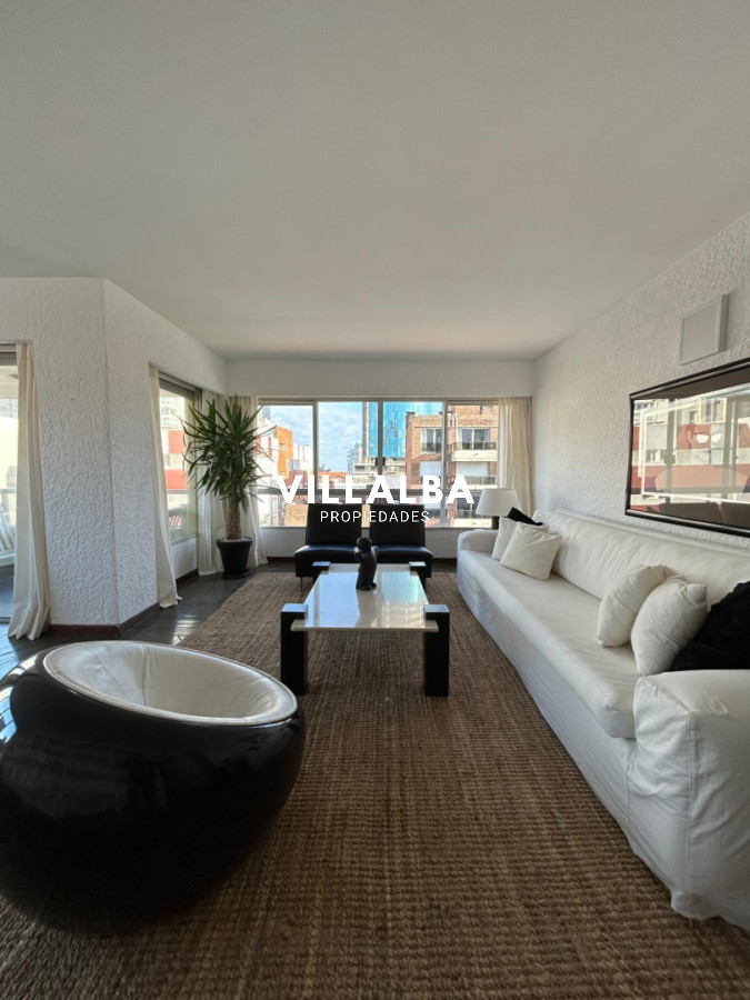 Apartamento ID.4266 - Oportunidad - Alquiler anual 2 dormitorios. 