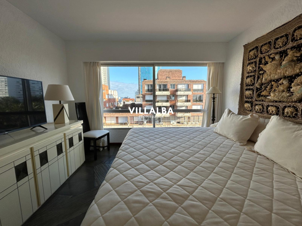 Apartamento ID.4266 - Oportunidad - Alquiler anual 2 dormitorios. 