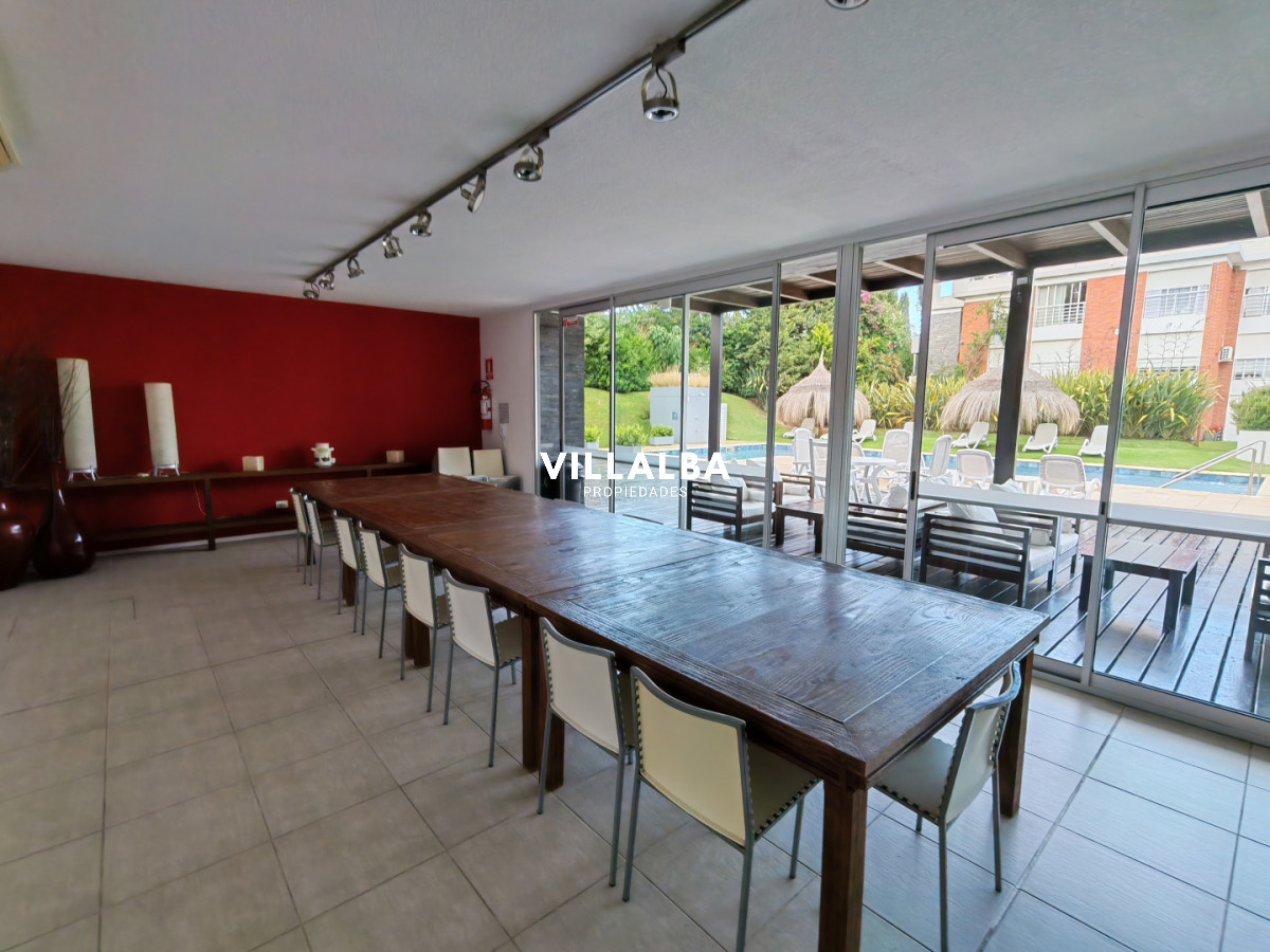 Apartamento ID.47 - Departamento de 3 dorm. playa mansa con Barbacoa propia.