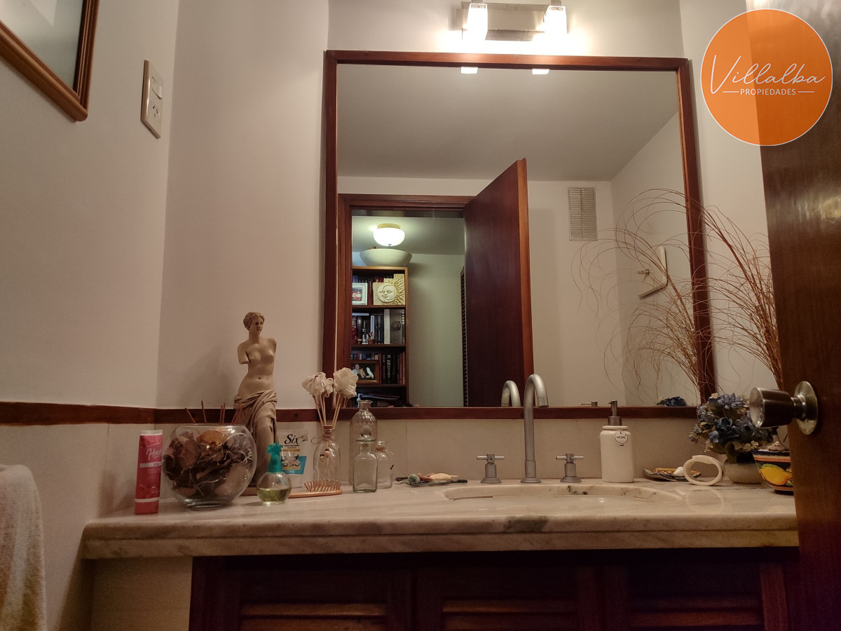 Apartamento ID.2981 - Oportunidad en venta - 3 dormitorios + dependencia! 