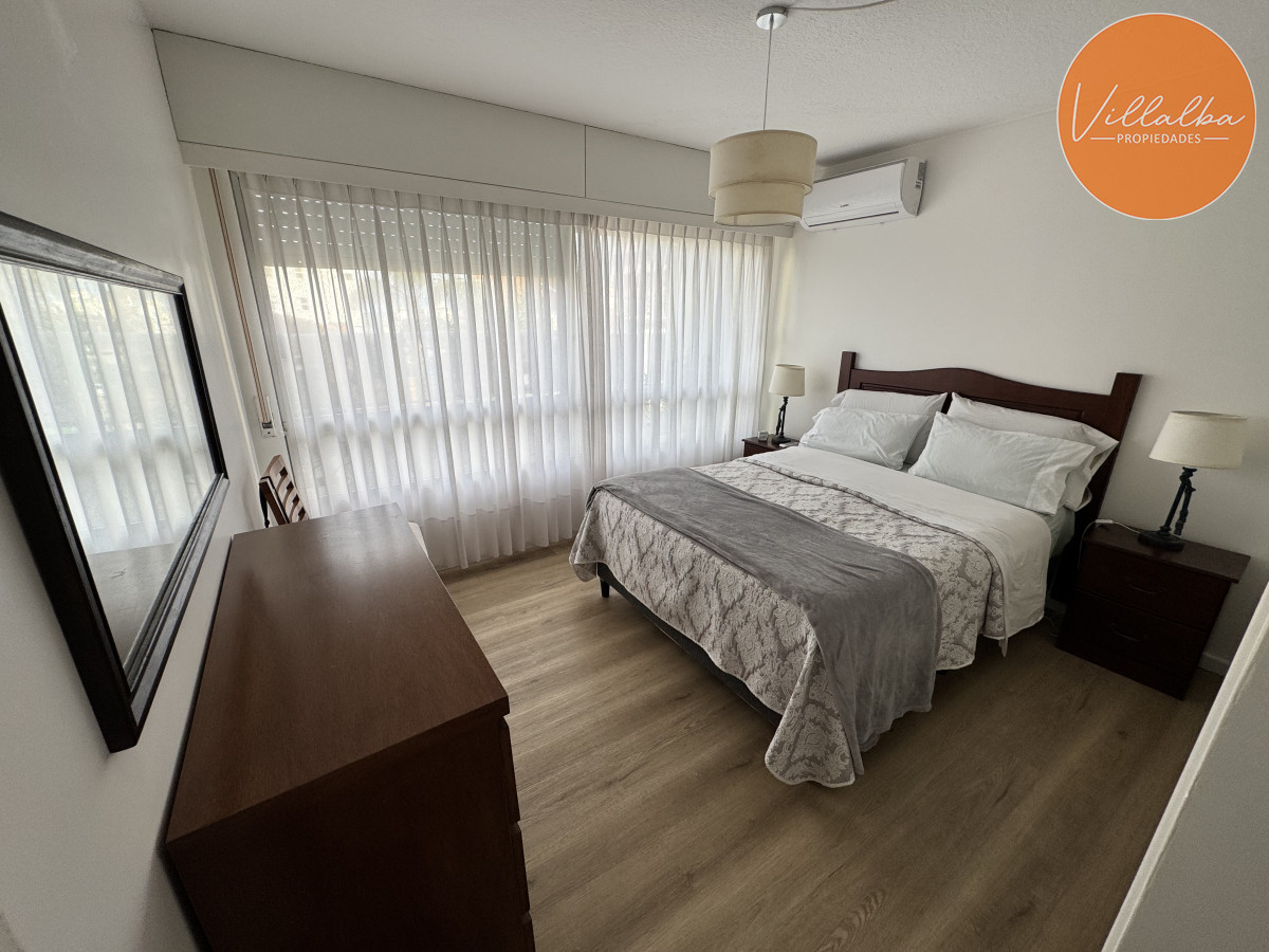 Apartamento ID.3761 - Alquiler de temporada - Apartamento 3 dormitorios en Península, Punta del Este
