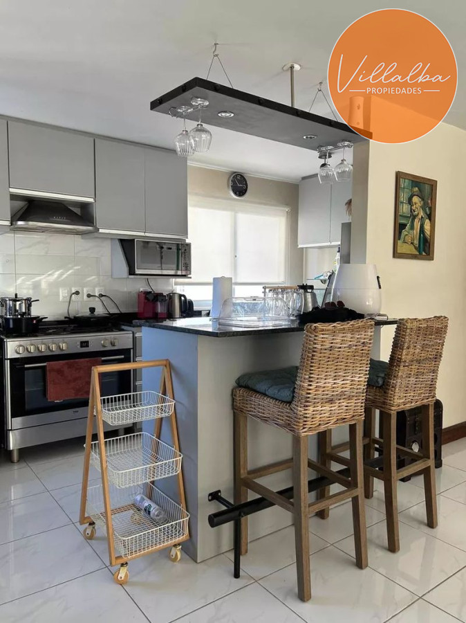 Apartamento ID.3599 - Primera línea. 3 dormitorios, terraza.