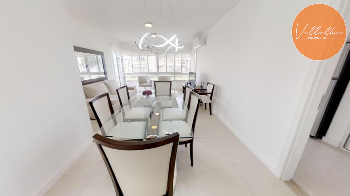 Apartamento ID.41 - Oportunidad Playa Mansa 3 dormitorios.