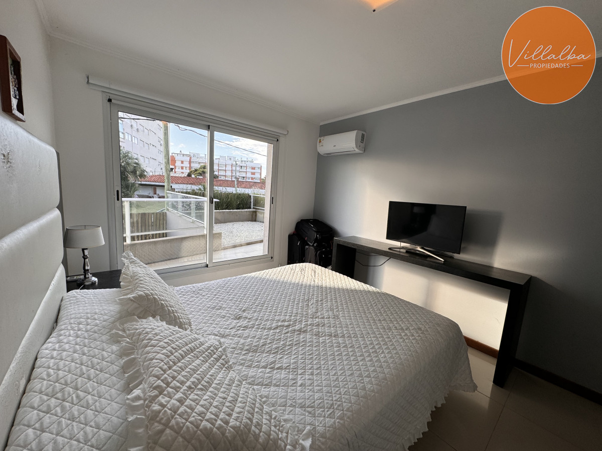 Apartamento ID.3347 - Alquiler anual, mansa - Punta del Este.