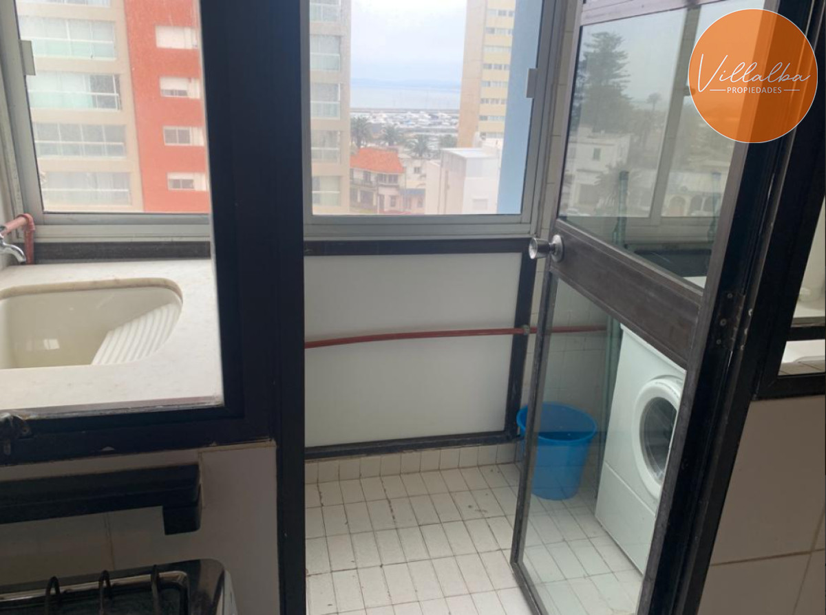Apartamento ID.3618 - 3 suites + dependencia, 2 garajes. Vista espectacular