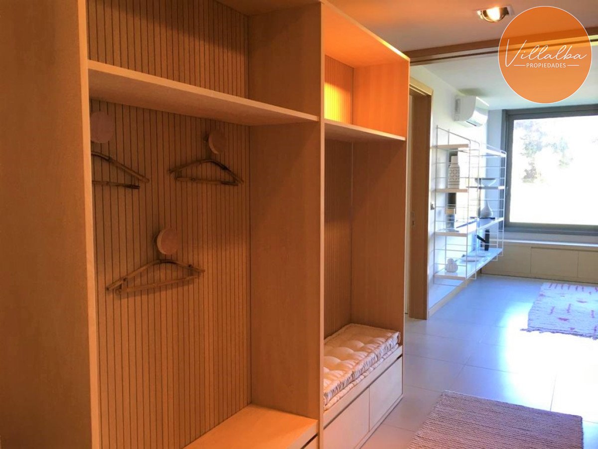 Apartamento ID.556 - Excepcional planta baja con piscina propia.