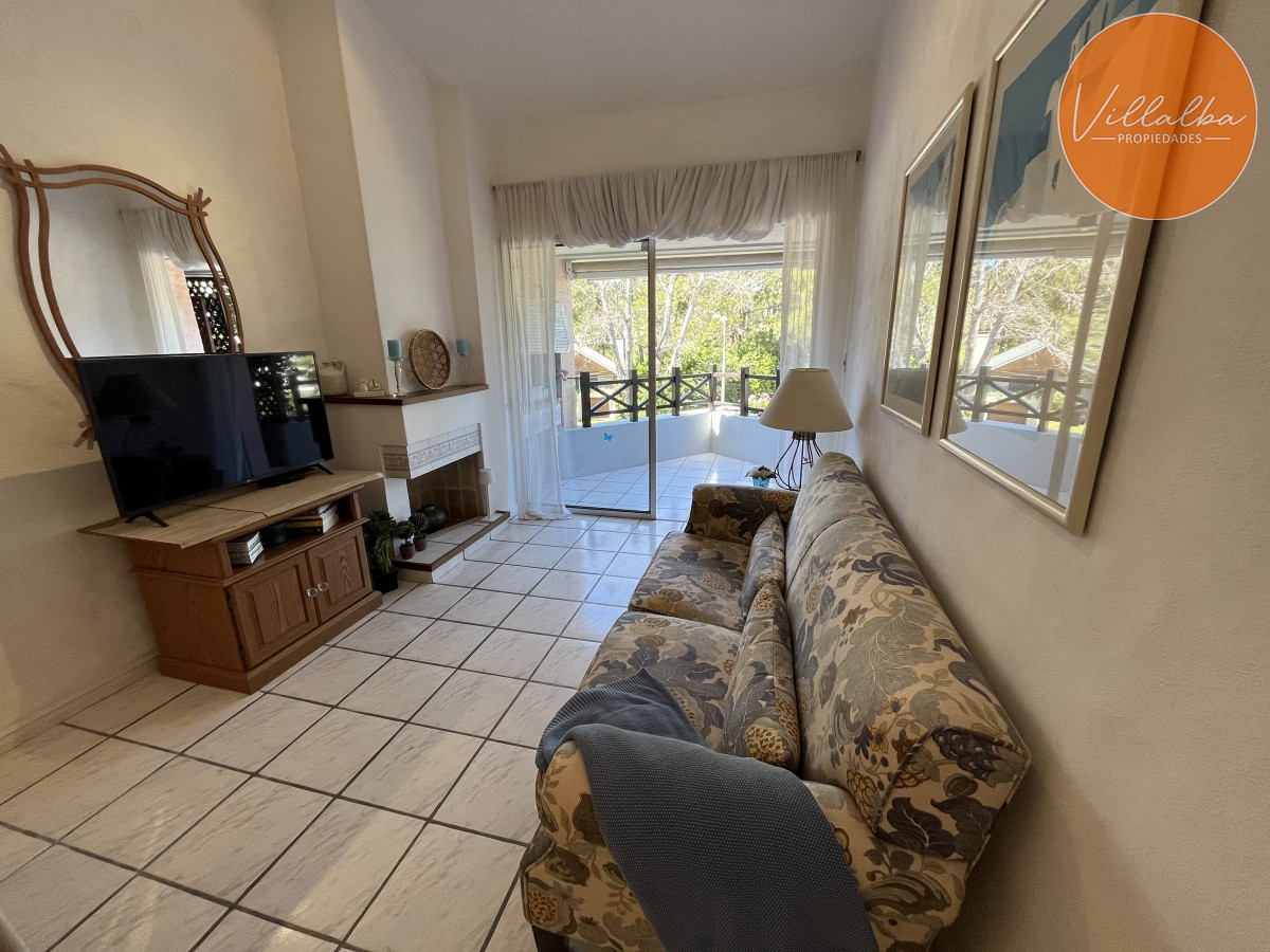 Apartamento ID.2452 - Apartamento en venta, Punta del este 200 mts del Mar