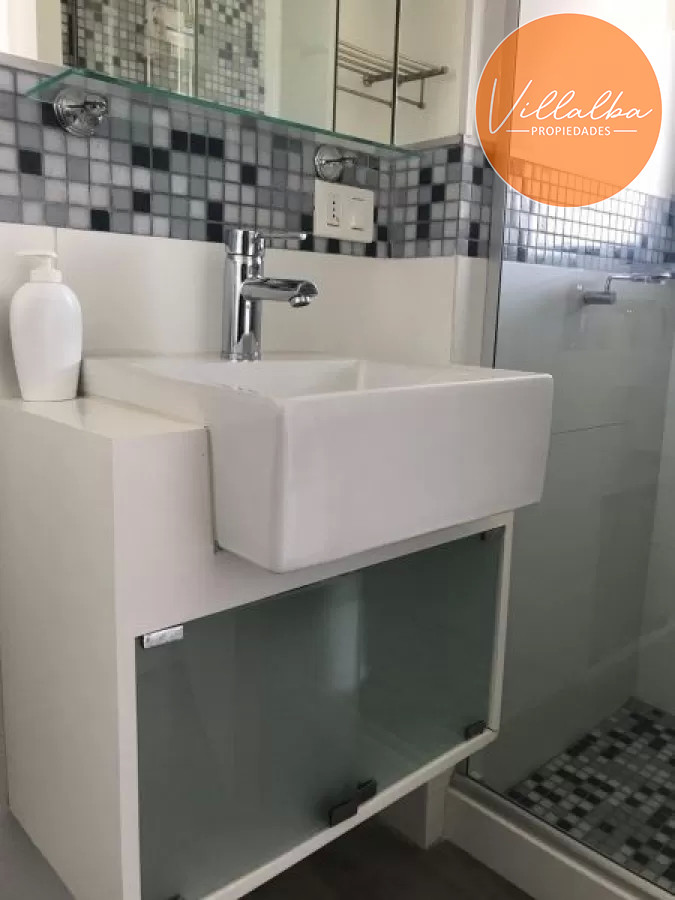 Apartamento ID.1743 - Oportunidad en venta! Vista espectacular al mar!