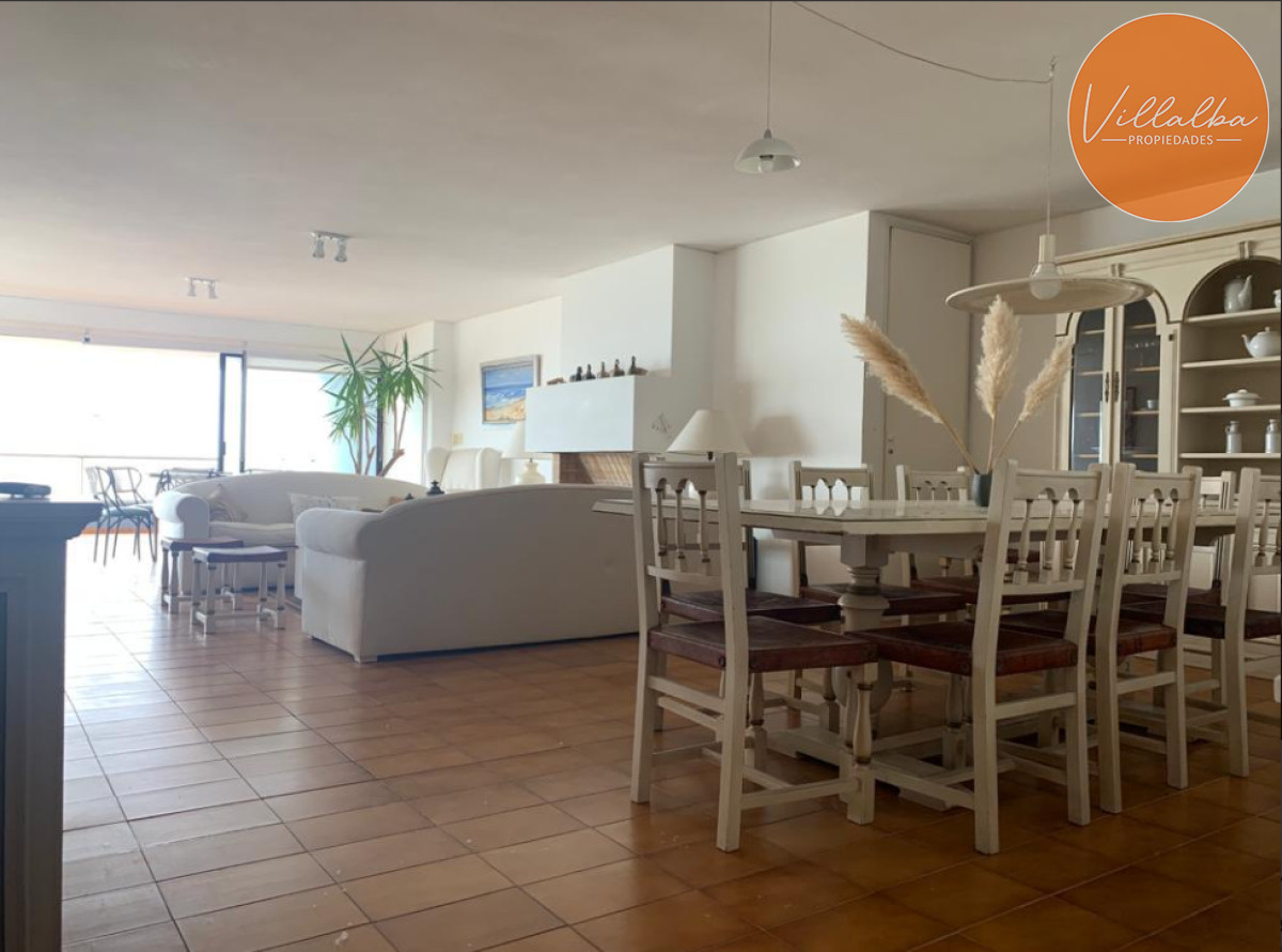 Apartamento ID.3618 - 3 suites + dependencia, 2 garajes. Vista espectacular