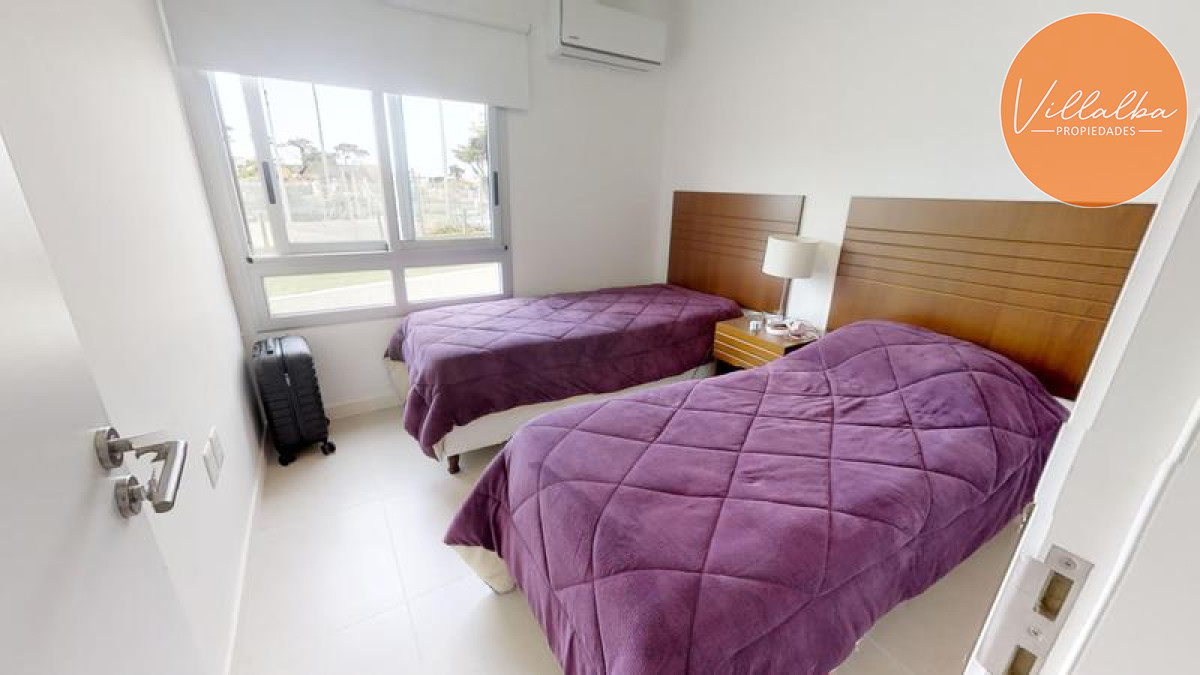 Apartamento ID.41 - Oportunidad Playa Mansa 3 dormitorios.
